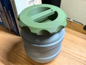 Container with Lid and Handle (Two Lids)