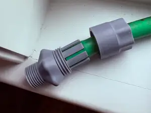 Garden Hose Healer: Male fitting