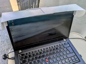 Laptop Sun Shade (27-35cm Screens)