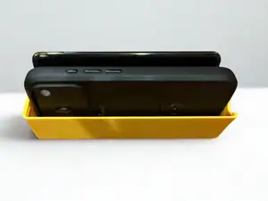 Gridfinity Phone Holder