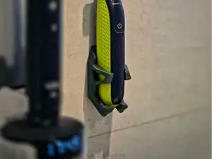 OneBlade WallDock – Wall Mount for Your Shaver