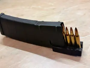5.56x45 / 223. rem. / AR-15 / M4 / M16 / LOADER