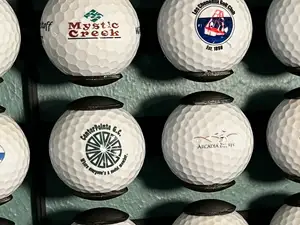 Souvenir golf ball rack - expandable