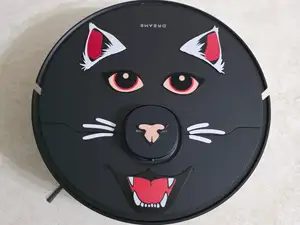 Vacuum robot cat mustash 2D