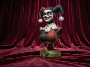 Harley Quinn Stylized Bust - DC Inspired Fan Art