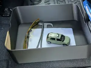 Fußraum-Box kompatibel z.B: mit dem Hyundai Inster