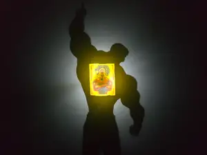 Escanor - Lámpara de Sombra