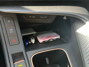 Cupra Terramar - Front center console organizer