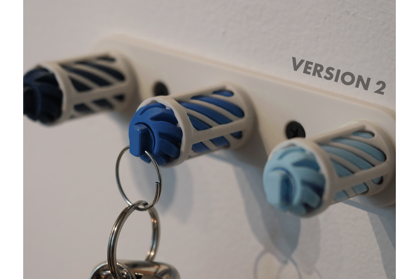 Key Hanger V2 - Impossible Passthrough