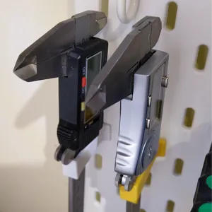 Ikea-Skadis Messschiebehalter
