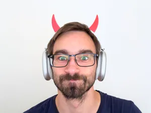 AirPods Max Attachments - Horns