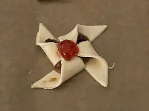 Sharp Pastry cutter