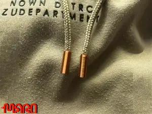 Hoodie string puller
