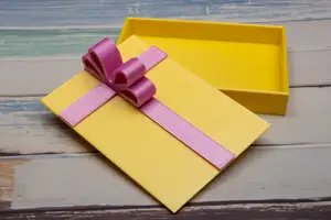 Gift Card Holder (Multi-Color)