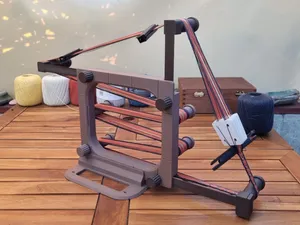 LoopLoom - fully 3D printable tablet weaving loom