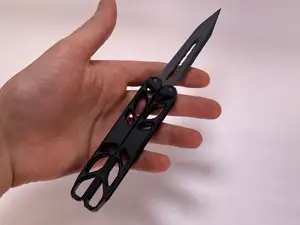 Balisong Butterfly Knife [carbon fiber look]