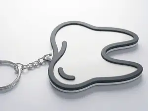 Tooth for dentist keychain