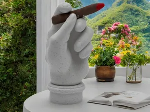 The Smoker’s Gesture – A Moment of Reflection
