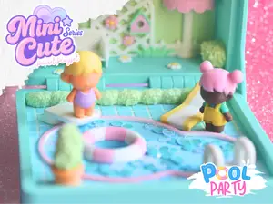 Pool Party – Mini Doll Playset