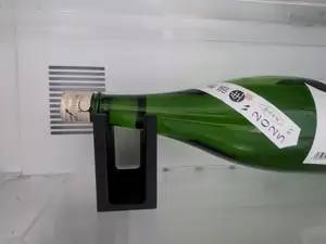 日本酒一升瓶ホルダー