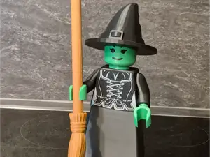 Brick Man/Women Hexe Wicked 20cm