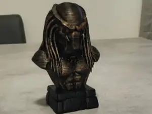 Busto Predator