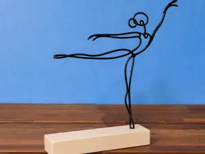Ballerina / Gymnastics Wire Sculpture Dancer