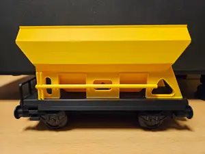Hopper railcar