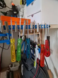 magnet holder