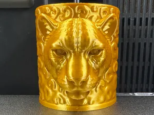 Majestic Leopard Pen Holder – Wild Desktop Decor