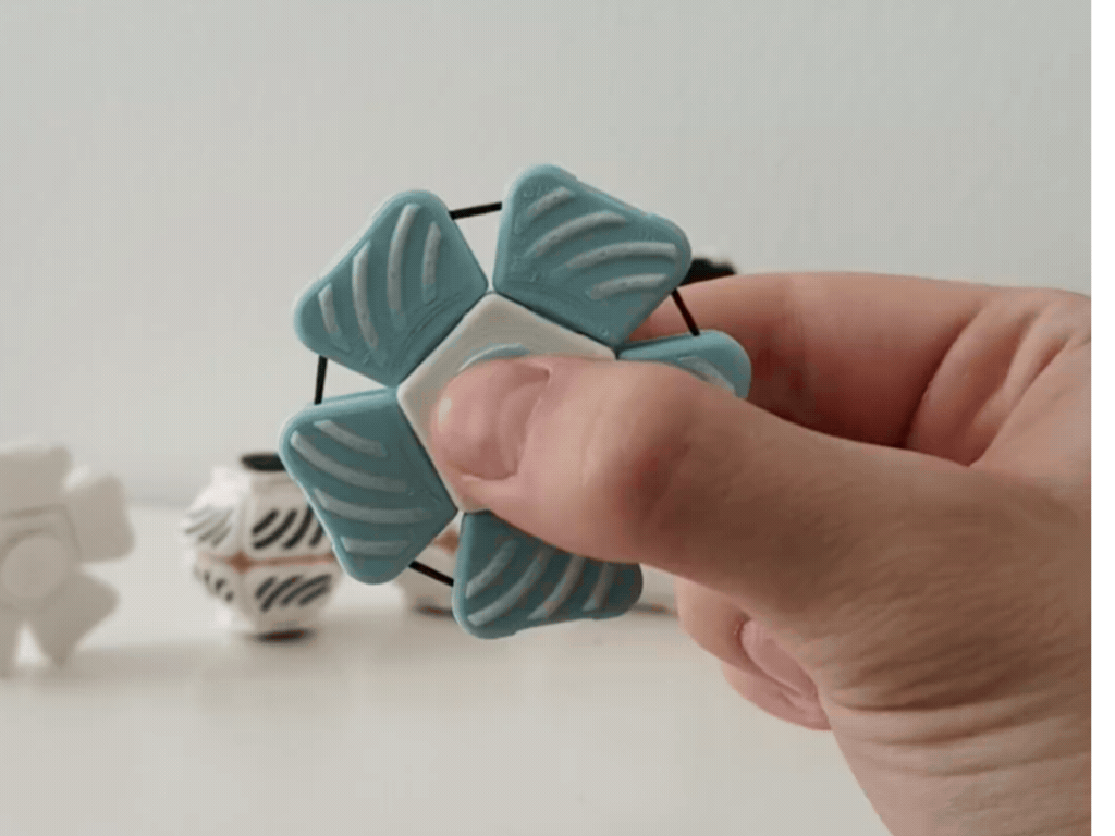 PentaSpin - The Spinning Fidget Clicker