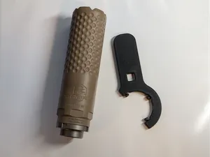 Suppressor hub mount wrench