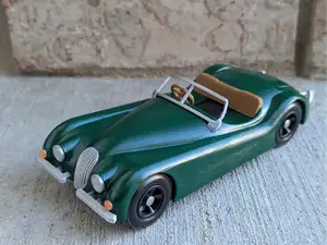 1948 Jaguar XK-120 (Pinewood Derby Shell)