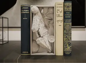 Star Wars Book Nook and Wall Mount