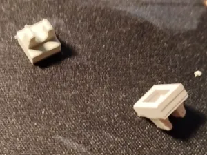 1x1 flat with clip on top rounded tips 12825