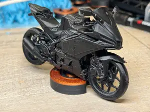 YAMAHA R3