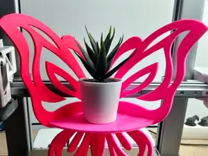 Butterfly corner shelf