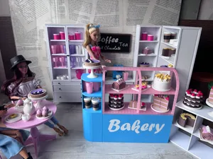 Liebevolle Mini Bäckerei für dein Puppenhaus