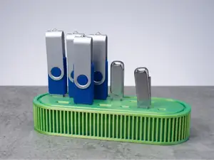 USB Holder