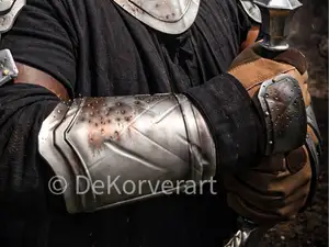 Medieval Arm Bracers Armor