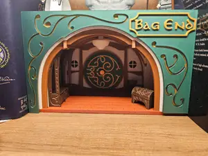 Lord of the Rings Bag End Hobbit Book Nook