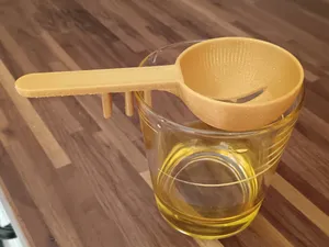 SEPARATORE TUORLO UOVO - EGG SEPARATOR