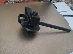 Bayblade spinning top without glue