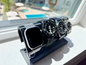 Stand for watches rings central stand w/o support