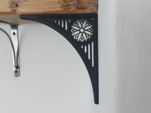 Gothic Cathedral Bracket - Decorative 1
