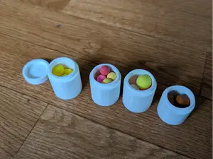 SMALL STACKABLE POTS
