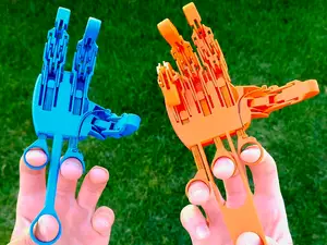 Overengineered Mechanical Hand V4 - 5 Fingers