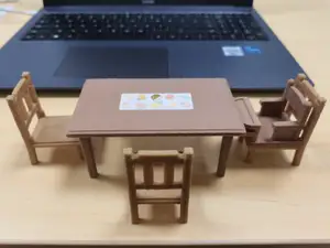 适合sylvanian families的餐桌餐椅BB凳