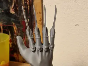 Freddy krügers arm