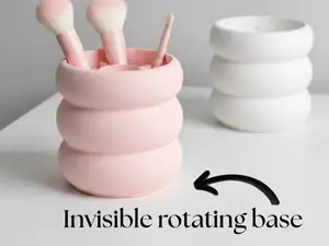 Rotating makeup organizer - with invisible base